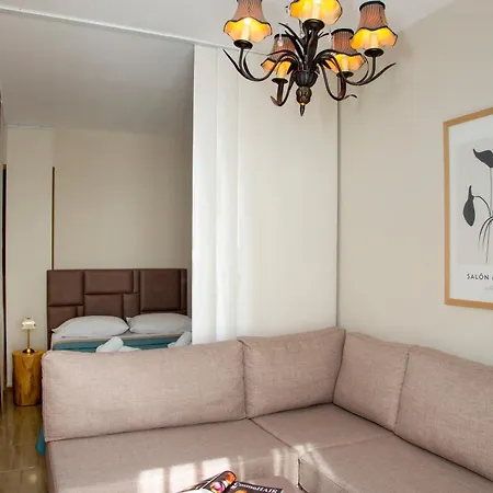 Cozy Cave Apartment