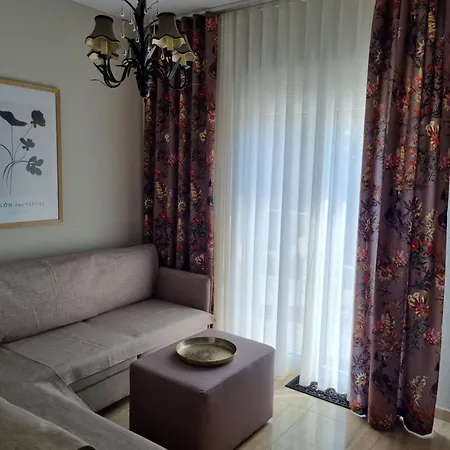 Cozy Cave * Kavala